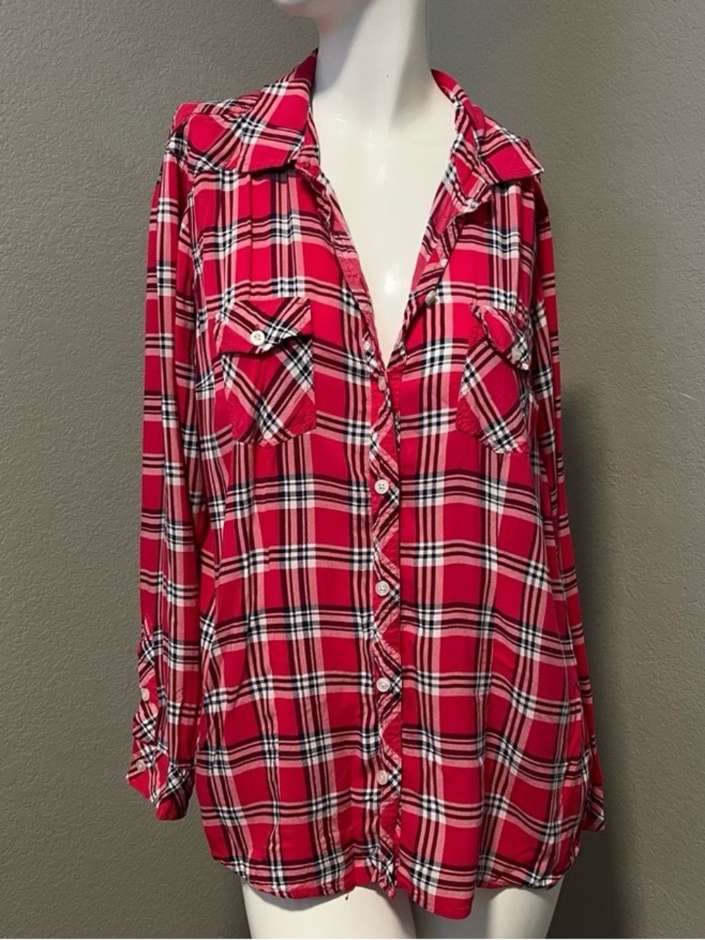 Women's Red Plaid Button-Front Shirt Jacket